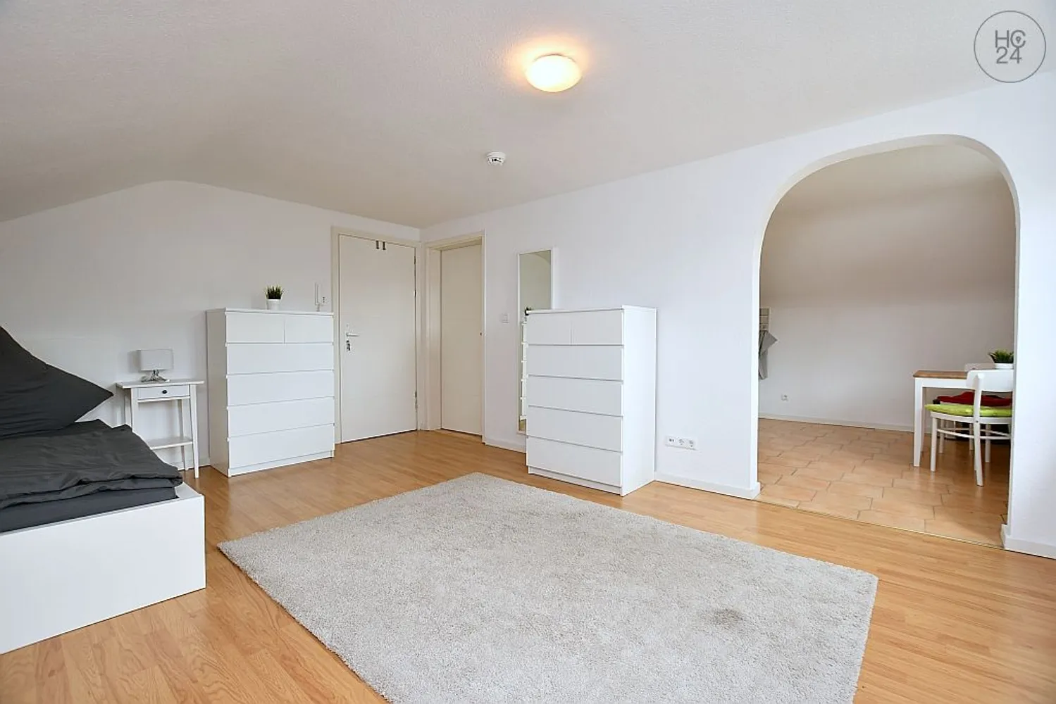 1 Zimmer Wohnung mit 38 m² in Stuttgart – Bild 6