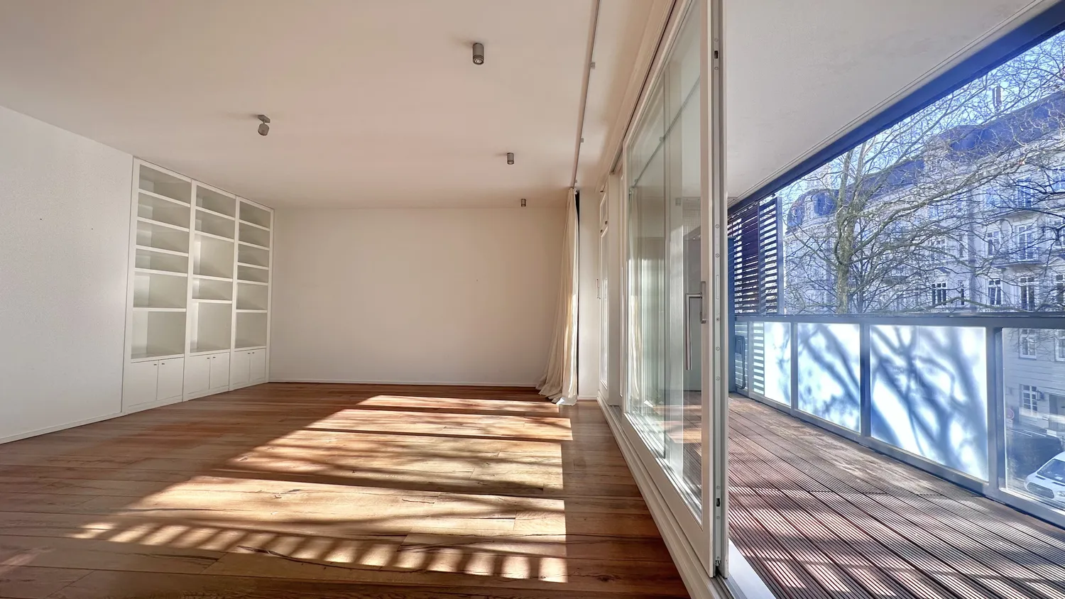 3 Zimmer Wohnung mit 102 m² in Hamburg – Bild 2