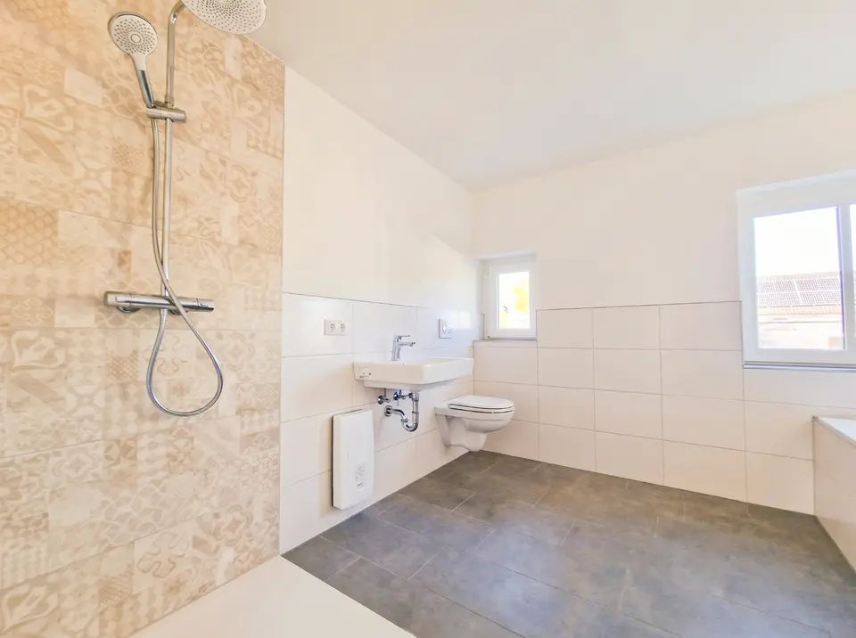 5 Zimmer Wohnung mit 114 m² in Crimmitschau – Bild 9