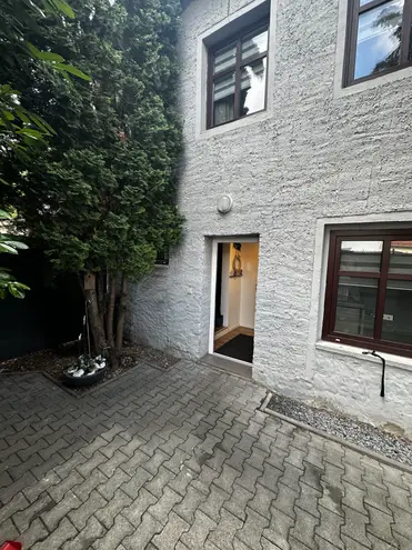 1 Zimmer Haus mit 51 m² in Weißenfels – Bild 1