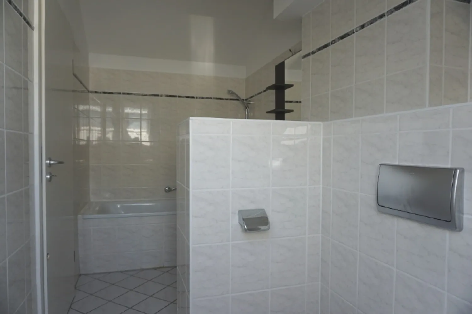 4 Zimmer Wohnung mit 152 m² in Dresden – Bild 4