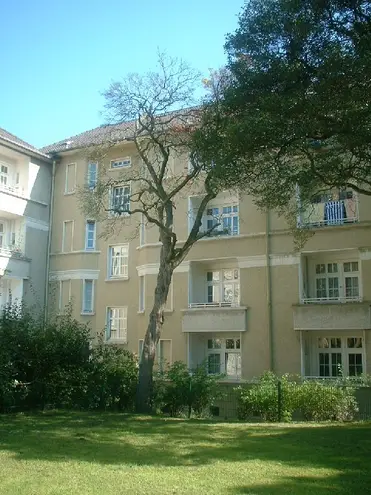 2 Zimmer Wohnung mit 70 m² in Essen – Bild 2
