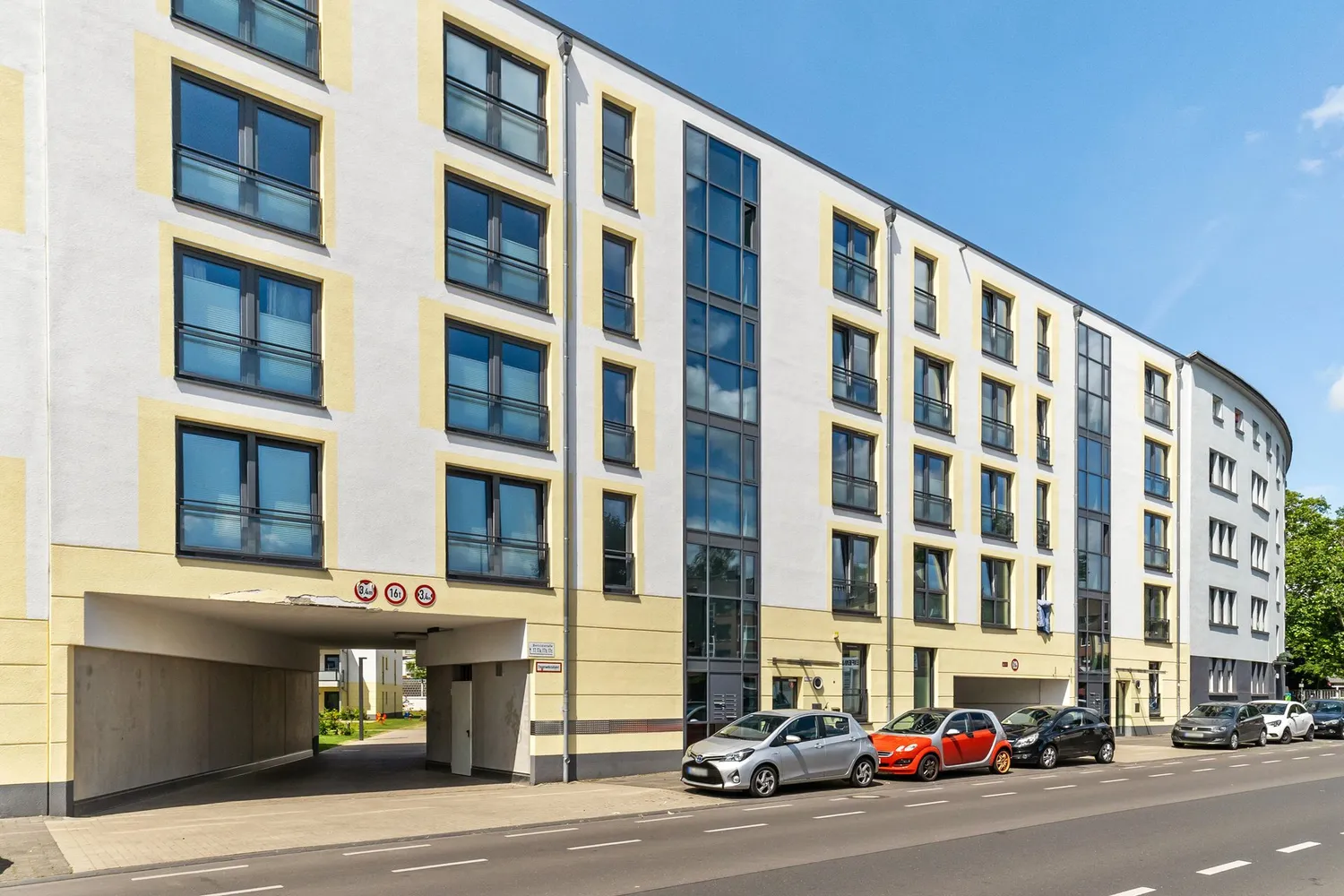 2 Zimmer Wohnung mit 60 m² in Köln – Bild 12