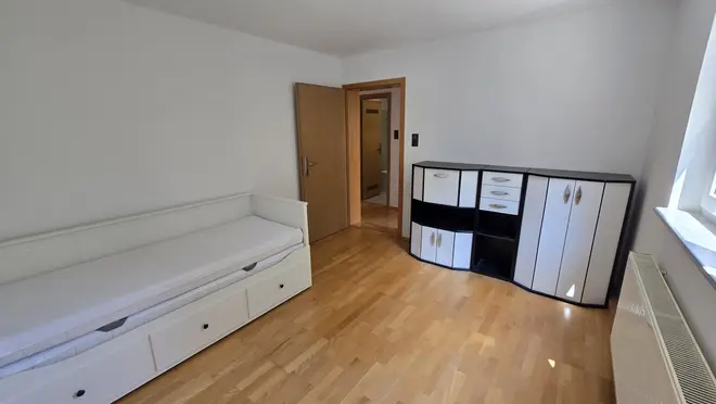 4 Zimmer Wohnung mit 79 m² in Stuttgart – Bild 7