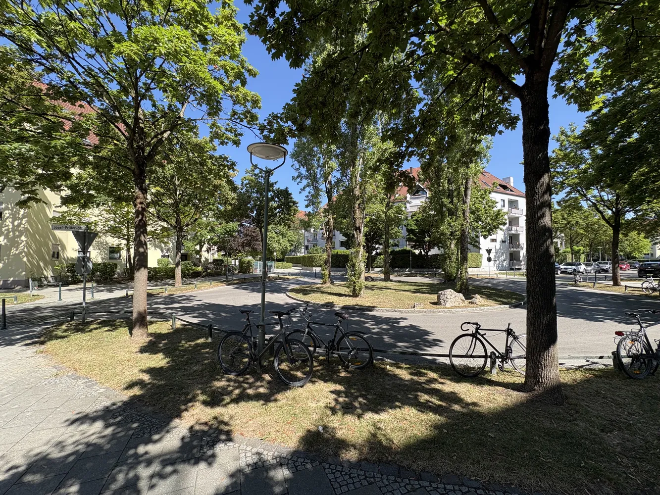 2 Zimmer Wohnung mit 44 m² in Augsburg – Bild 3