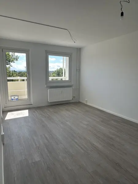 4 Zimmer Wohnung mit 77 m² in Dresden – Bild 1