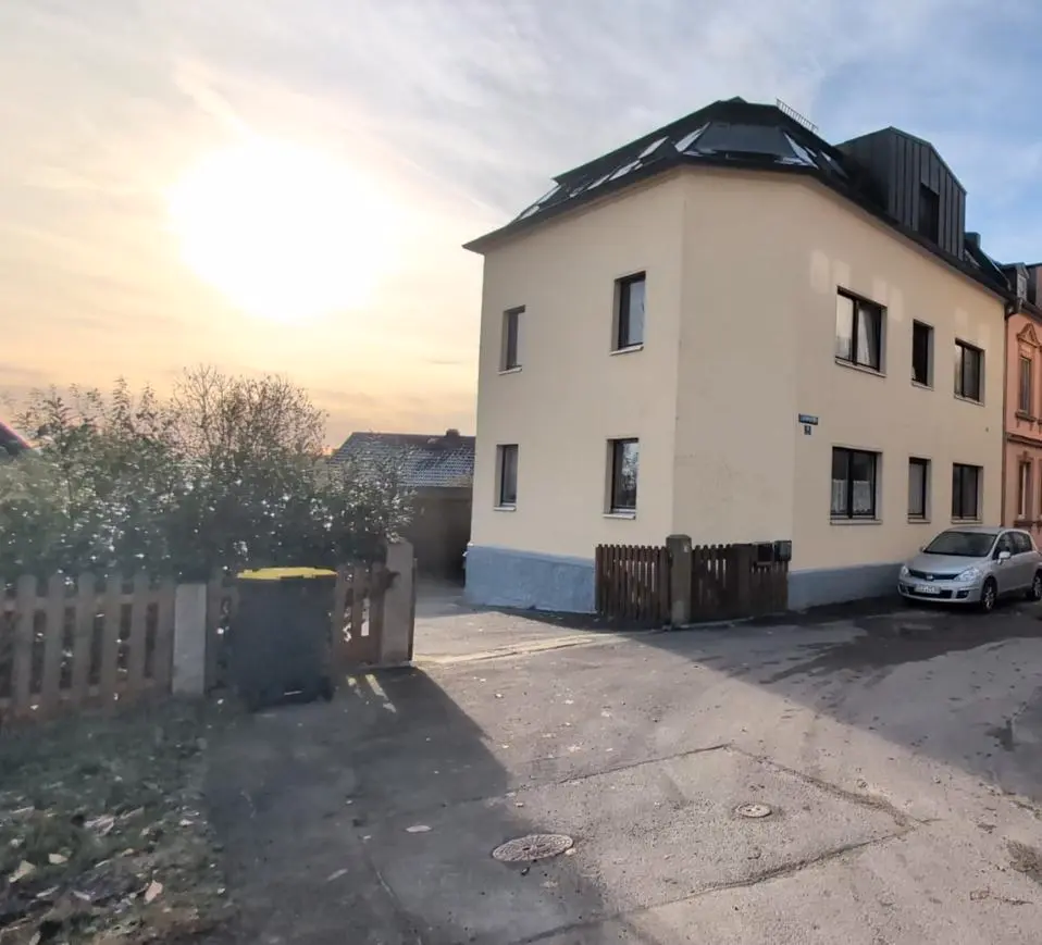 9 Zimmer Wohnung mit 185 m² in Hof – Bild 3
