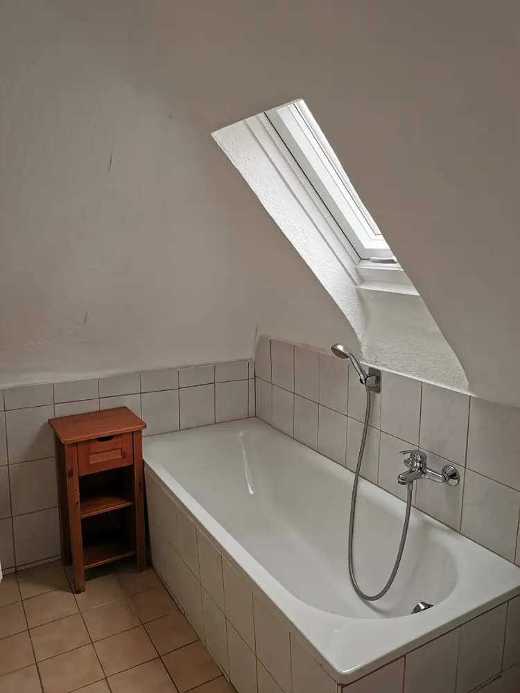 2 Zimmer Wohnung mit 55 m² in Würzburg – Bild 2