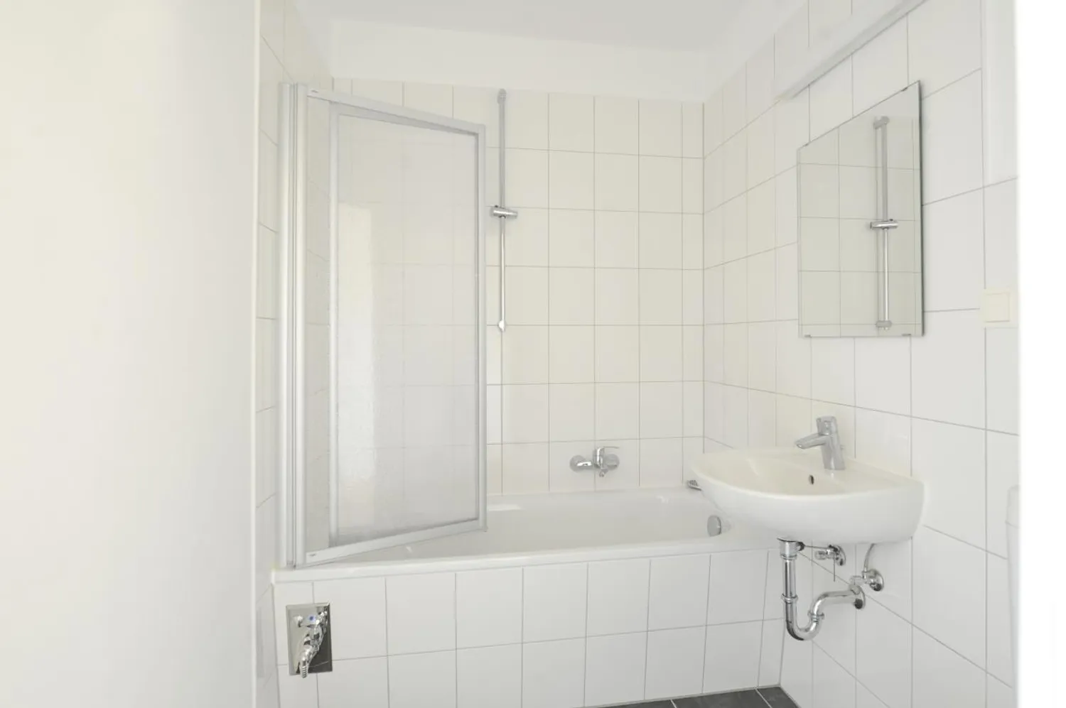 4 Zimmer Wohnung mit 66 m² in Halle (Saale) – Bild 4