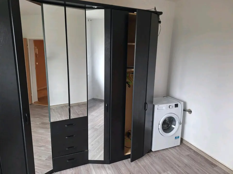 4 Zimmer Wohnung mit 68 m² in Halle (Saale) – Bild 6