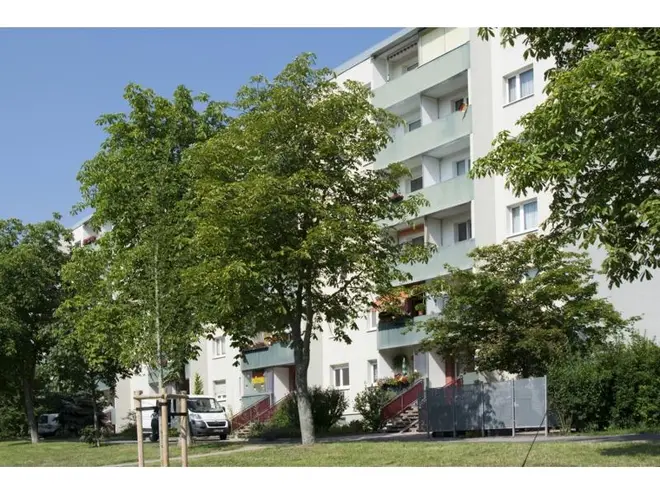 3 Zimmer Wohnung mit 57 m² in Halle (Saale) – Bild 2