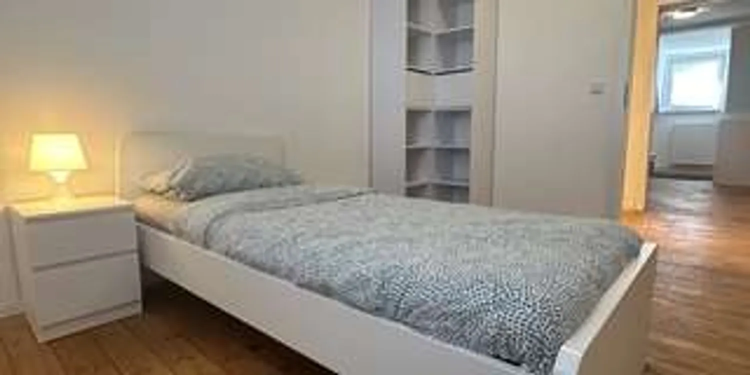 2 room apartment with 65 m² in Düsseldorf – Photo 1