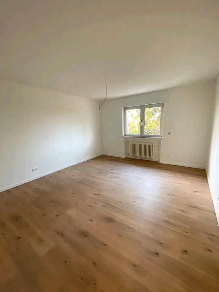 3 Zimmer Wohnung mit 99 m² in Wiesbaden – Bild 3