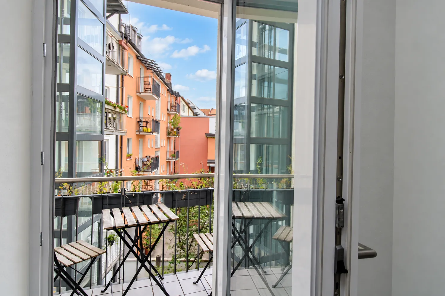 3 Zimmer Wohnung mit 70 m² in München – Bild 3
