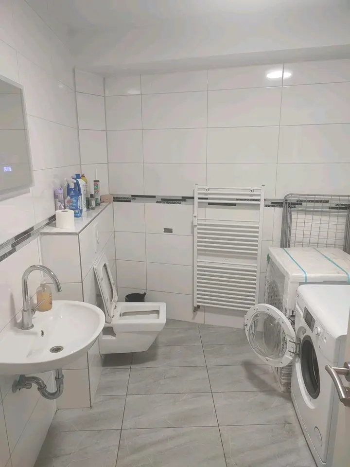 1 Zimmer Wohnung mit 130 m² in Leverkusen – Bild 3