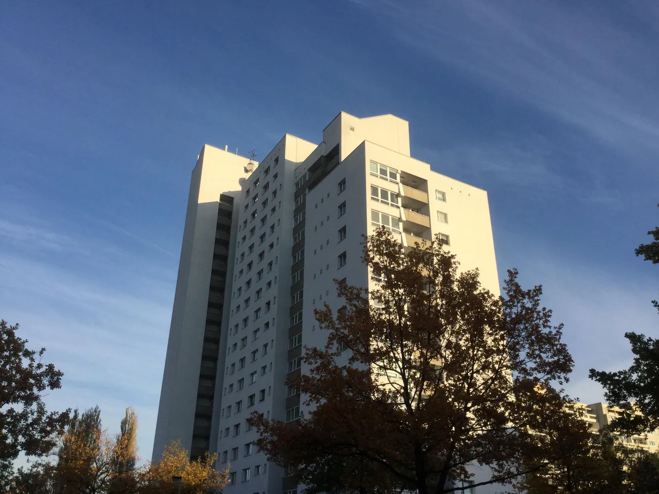 3 Zimmer Wohnung mit 77 m² in Hannover – Bild 2