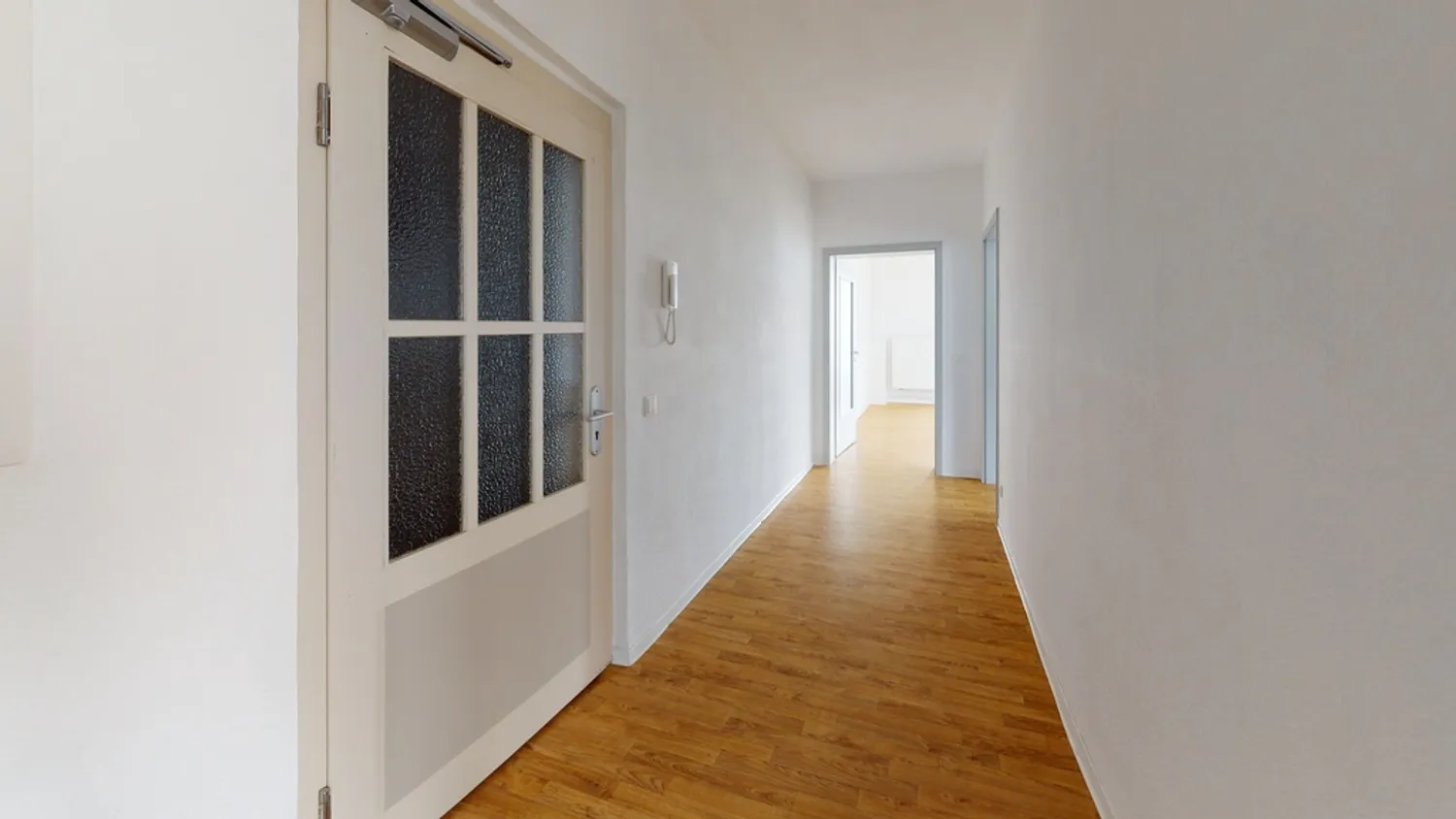 2 Zimmer Wohnung mit 77 m² in Halle (Saale) – Bild 4