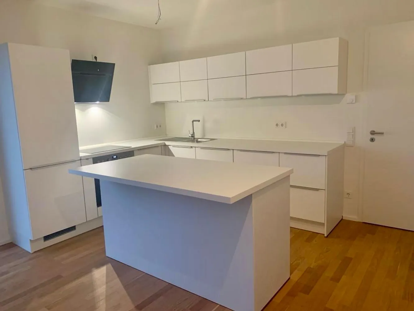 3 Zimmer Wohnung mit 90 m² in Köln – Bild 2