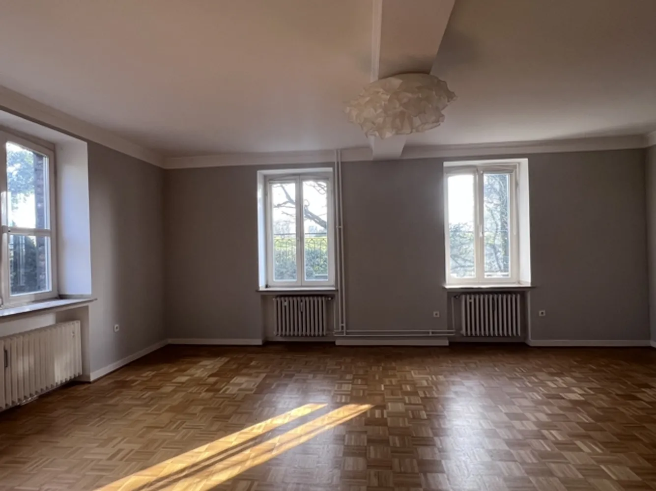 4 Zimmer Wohnung mit 190 m² in Duisburg – Bild 2