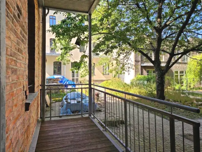 4 Zimmer Wohnung mit 108 m² in Halle (Saale) – Bild 1