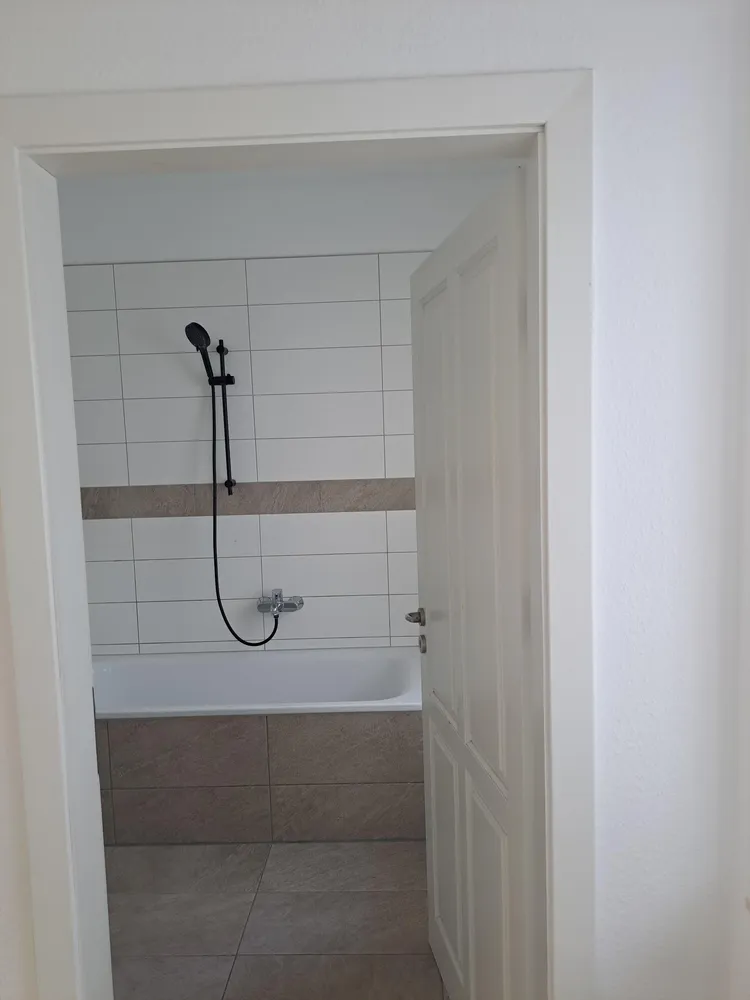 6 Zimmer Wohnung mit 130 m² in Krefeld – Bild 12