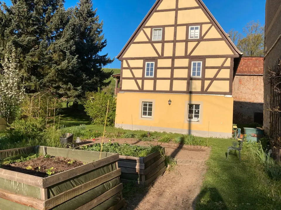 5 Zimmer Haus mit 236 m² in Riesa – Bild 1
