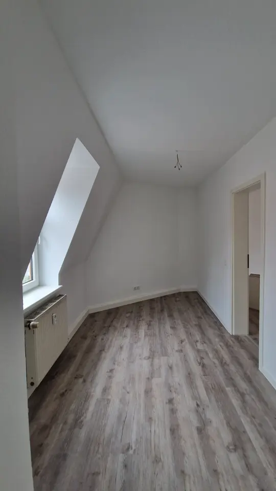 4 Zimmer Wohnung mit 116 m² in Jena – Bild 2