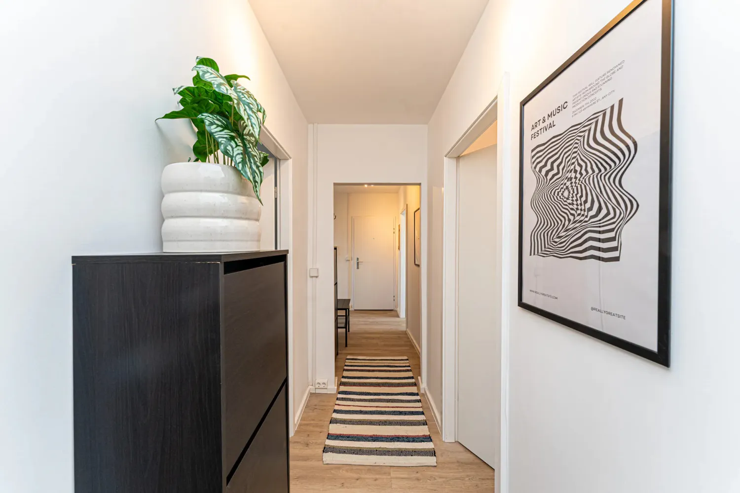 Shared room with 10 m² in Berlin – Photo 2