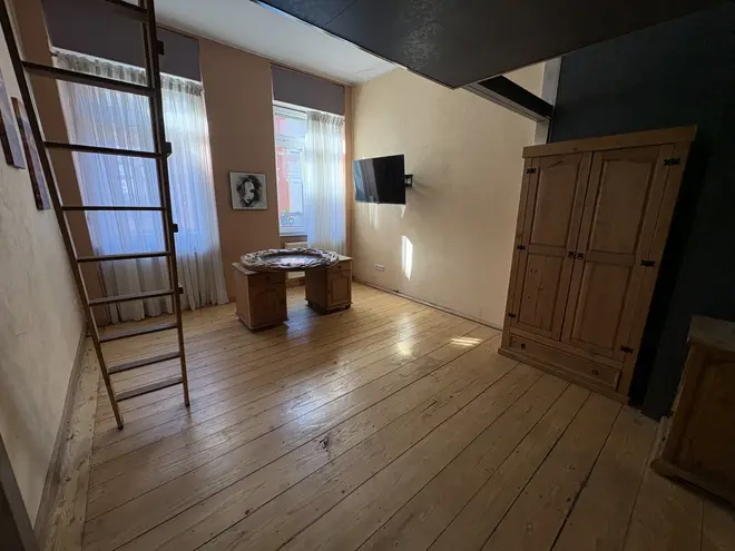 5 Zimmer Wohnung mit 130 m² in Karlsruhe – Bild 2