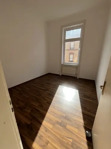 4 Zimmer Wohnung mit 96 m² in Wiesbaden – Bild 6