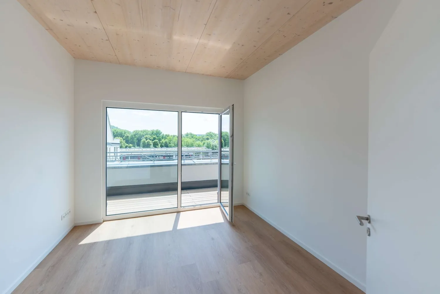 5 Zimmer Wohnung mit 213 m² in Jena – Bild 12