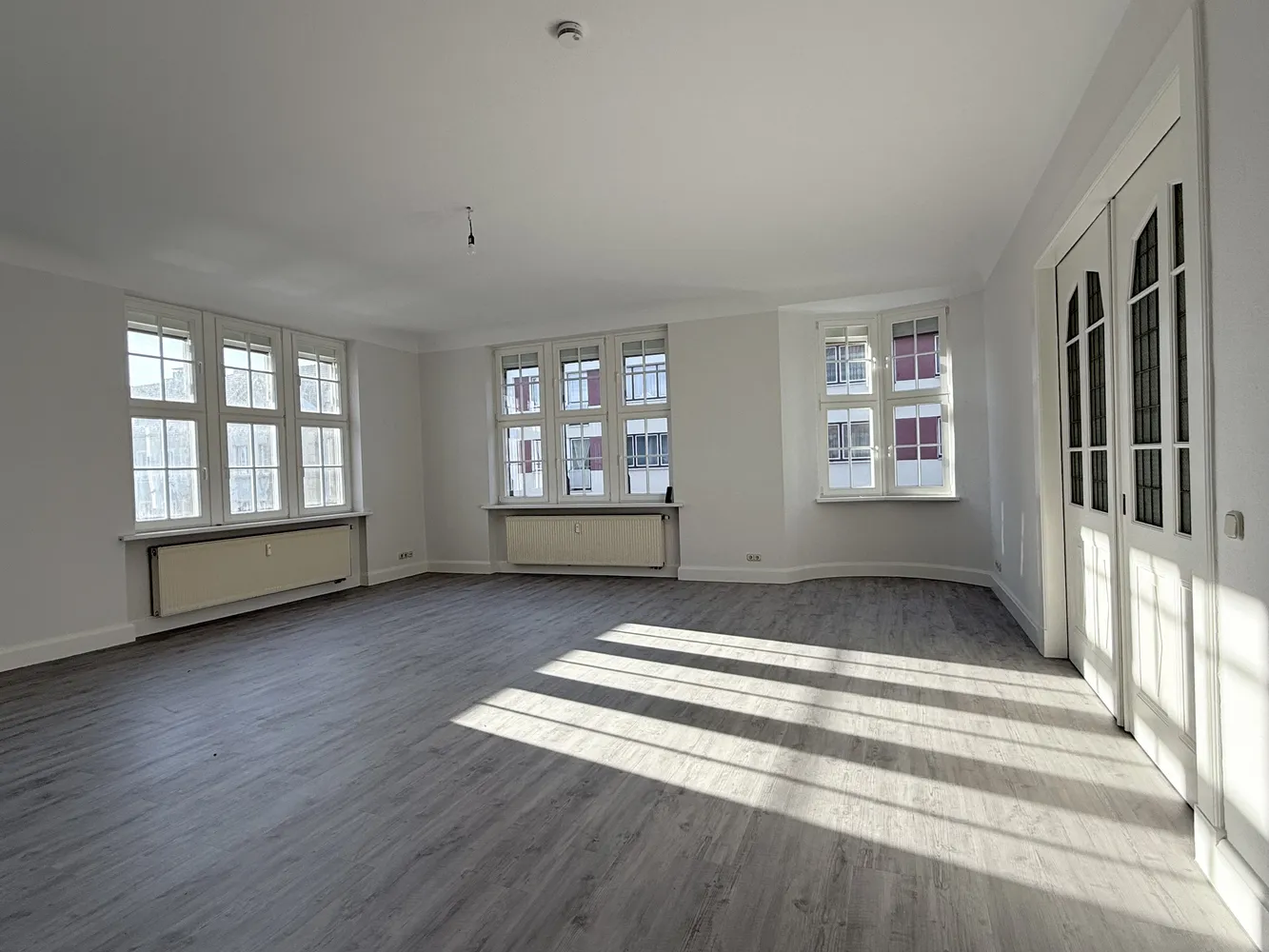 4 Zimmer Wohnung mit 187 m² in Cottbus – Bild 2