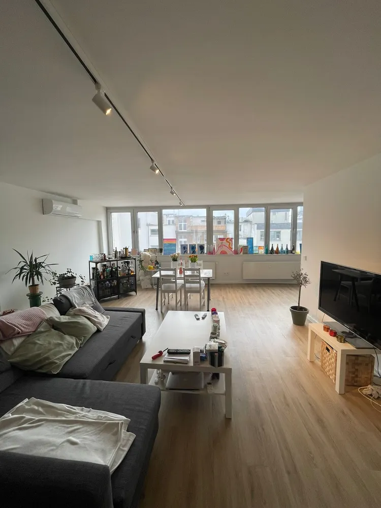 2 Zimmer Wohnung mit 82 m² in Köln – Bild 4