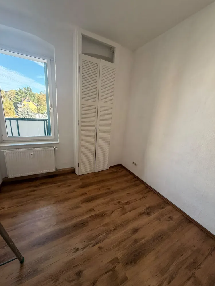5 Zimmer Wohnung mit 122 m² in Gera – Bild 2