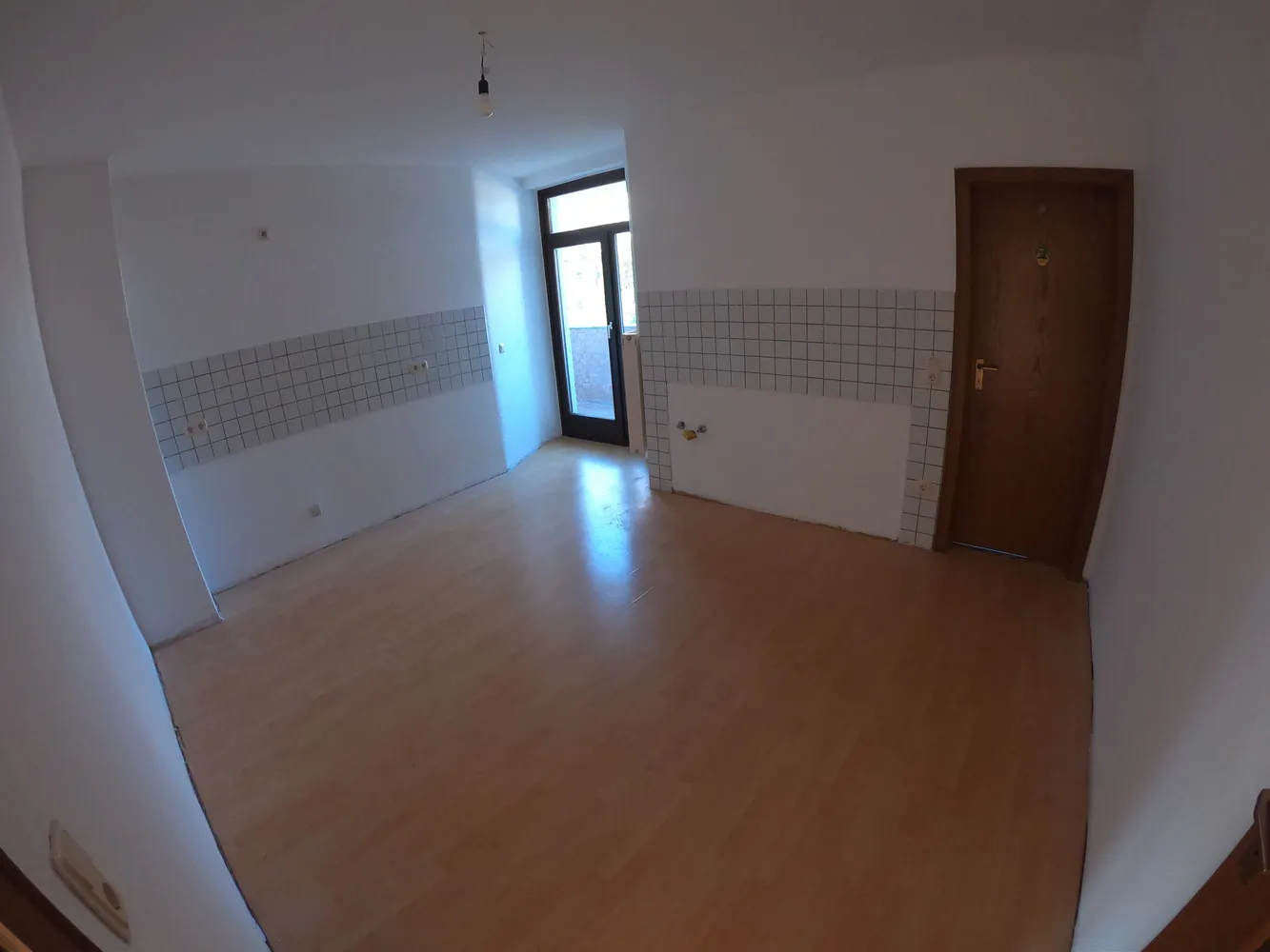 2 Zimmer Wohnung mit 70 m² in Neuss – Bild 3