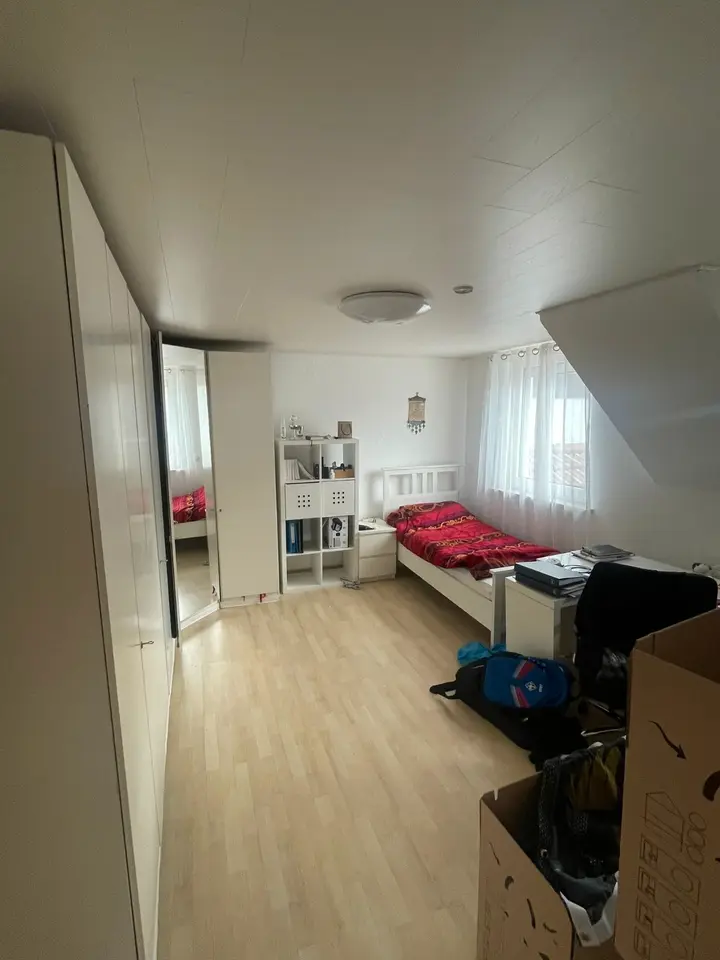 4 Zimmer Haus mit 108 m² in Wiesbaden – Bild 2