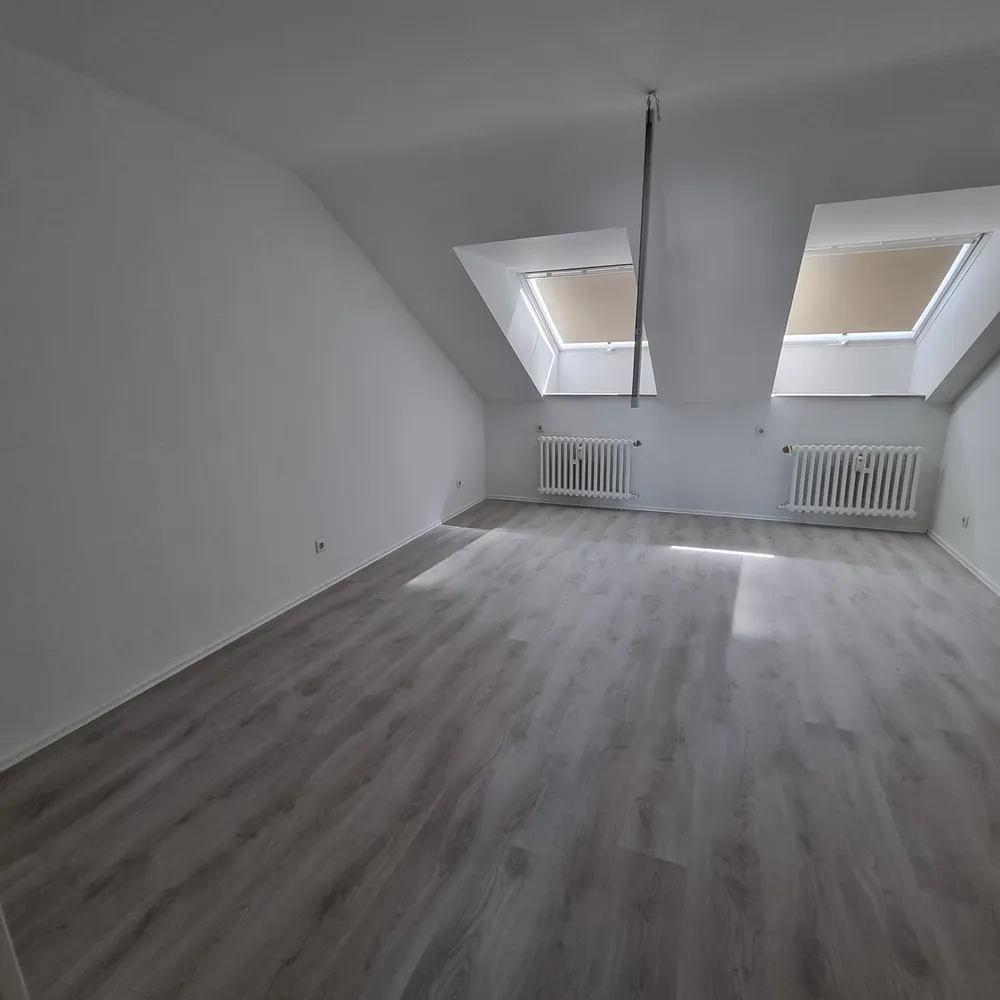 6 Zimmer Wohnung mit 187 m² in Krefeld – Bild 8