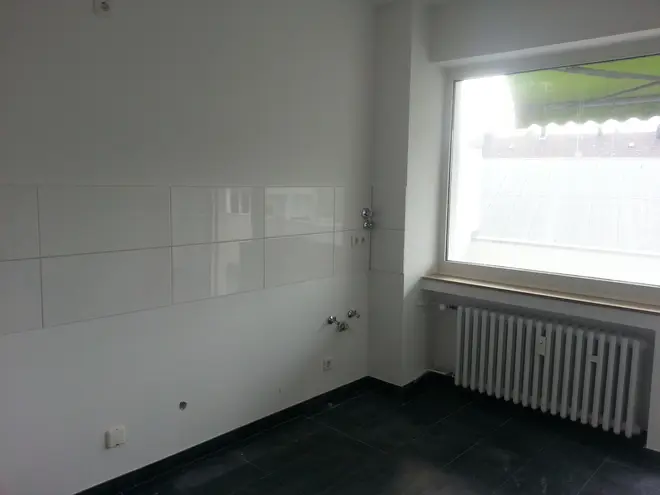 2 Zimmer Wohnung mit 71 m² in Düsseldorf – Bild 2