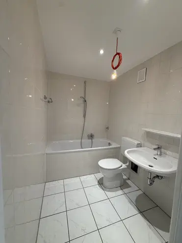 2 Zimmer Wohnung mit 68 m² in Düsseldorf – Bild 9