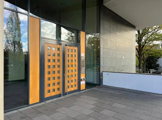 3 Zimmer Wohnung mit 105 m² in Berlin – Bild 2