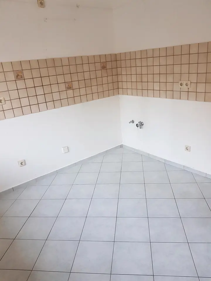 2 Zimmer Wohnung mit 60 m² in Sonneberg – Bild 4