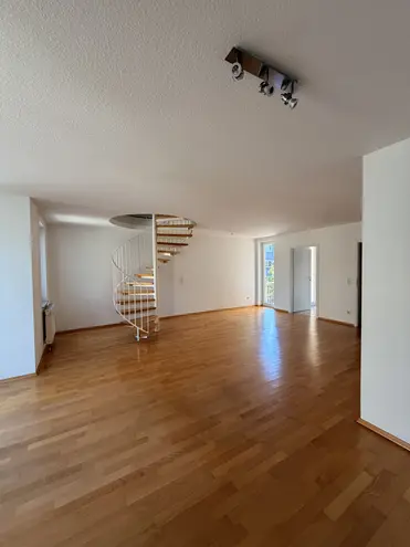 3 Zimmer Wohnung mit 114 m² in Düsseldorf – Bild 4