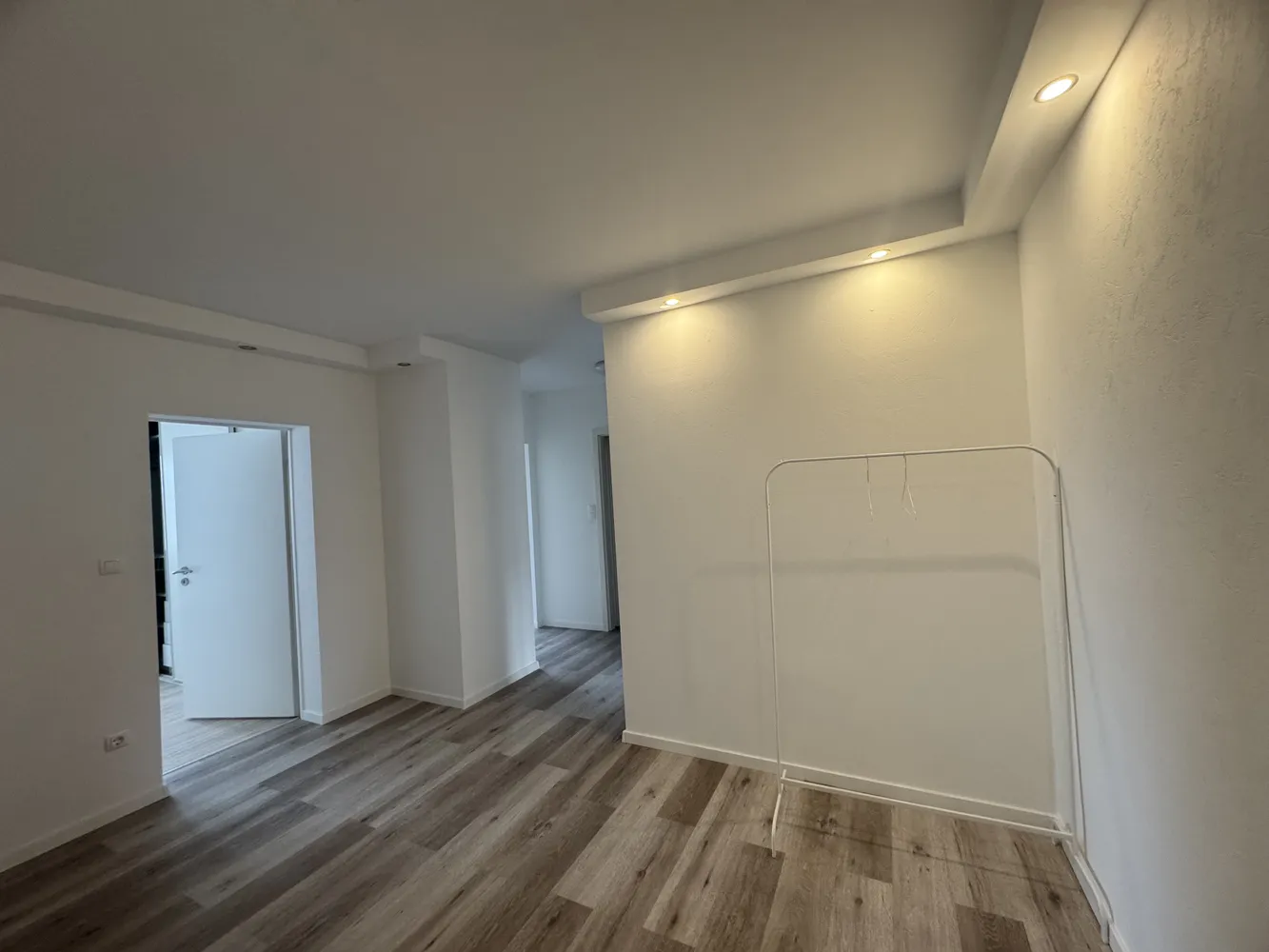 4 Zimmer Wohnung mit 110 m² in Frankfurt am Main – Bild 8