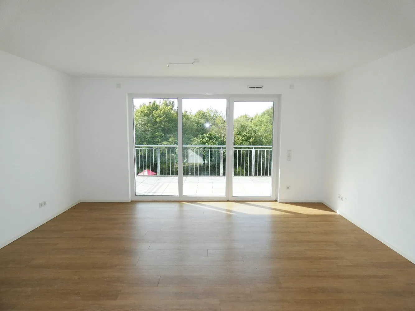 4 Zimmer Wohnung mit 107 m² in Leverkusen – Bild 2