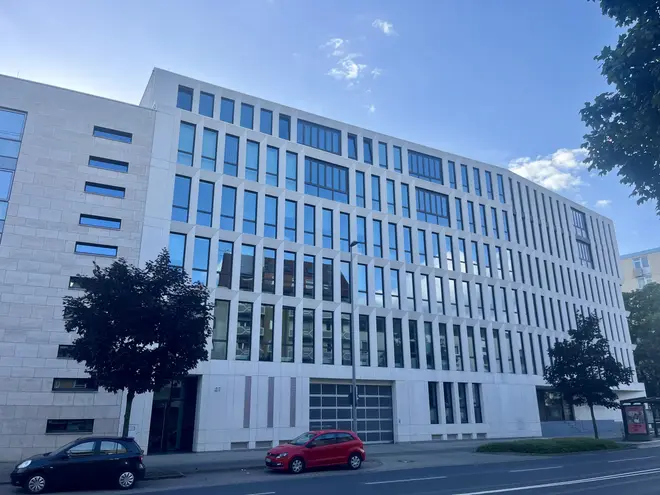 4 Zimmer Wohnung mit 140 m² in Braunschweig – Bild 2