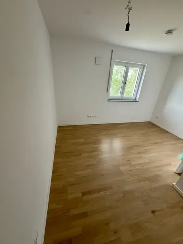3 Zimmer Wohnung mit 88 m² in München – Bild 3