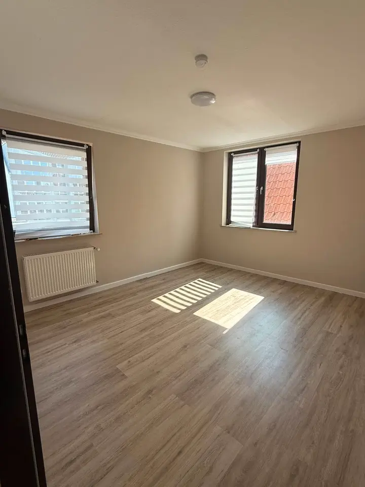 6 Zimmer Wohnung mit 152 m² in Arnsberg – Bild 1