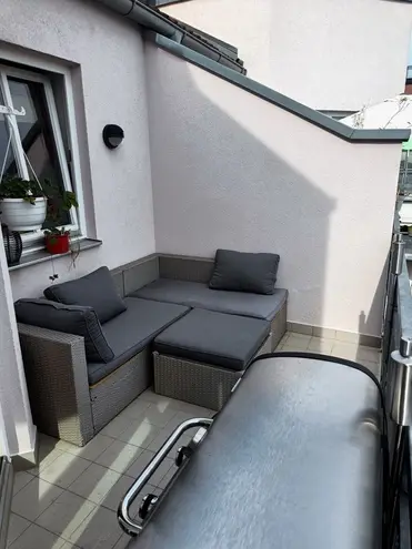 2 Zimmer Wohnung mit 72 m² in Regensburg – Bild 2