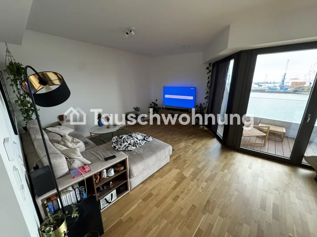 2 Zimmer Wohnung mit 81 m² in Hamburg – Bild 1