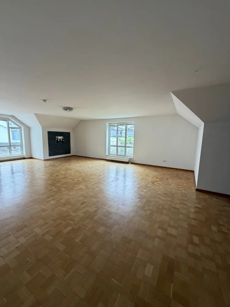 2 Zimmer Wohnung mit 116 m² in Starnberg – Bild 2